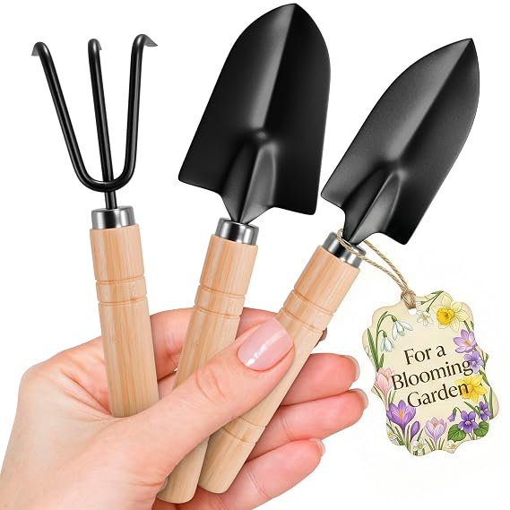 Garden hand tools set 